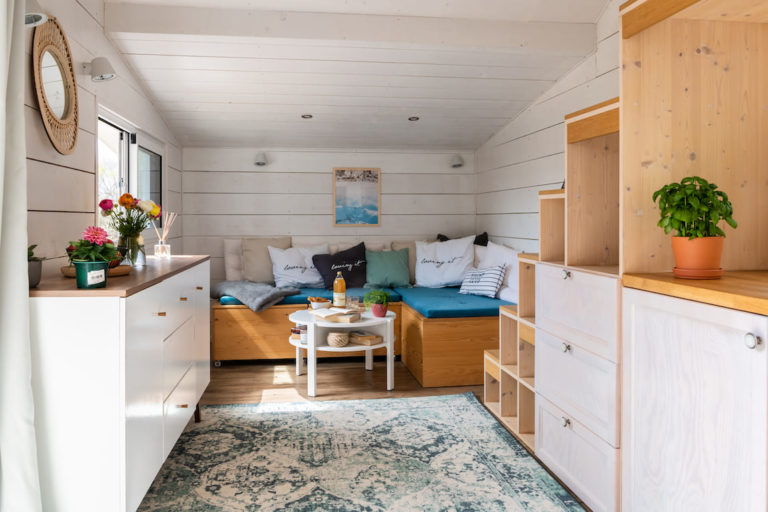 cabanon bleu interieur 05